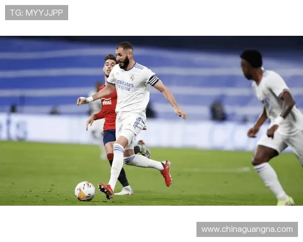 斯塔尼希奇膝盖轻微不适出战布鲁日成疑球队或调整防线配置 斯塔尼希奇膝盖轻微不适出战布鲁日成疑球队或调整防线配置