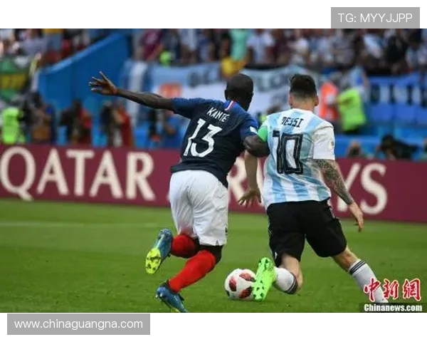 懂球妹独家采访:切尔西球迷心中最爱阿扎尔与坎特的情感与回忆 懂球妹独家采访:切尔西球迷心中最爱阿扎尔与坎特的情感与回忆