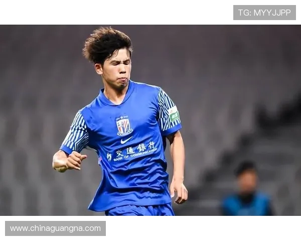 申花对阵新鹏城四外援激战 特谢拉首发杜佳利奇出战争锋 申花对阵新鹏城四外援激战 特谢拉首发杜佳利奇出战争锋