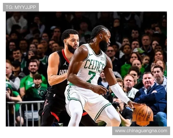 原创NBA前瞻：绿军客战篮网，活塞老鹰连胜对决，太阳开拓者外线火拼